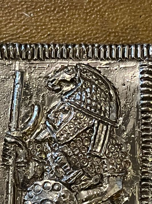 Helm Plaque - Left Facing - PV32 Updated
